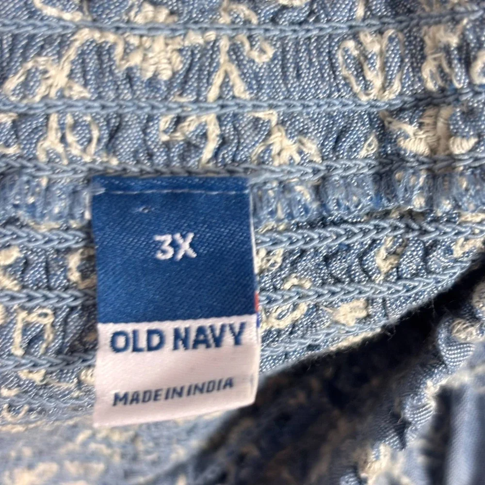 Old Navy Women's Blue Embroidered Floral Smocked Puff Sleeve Poplin Top SZ 3X
